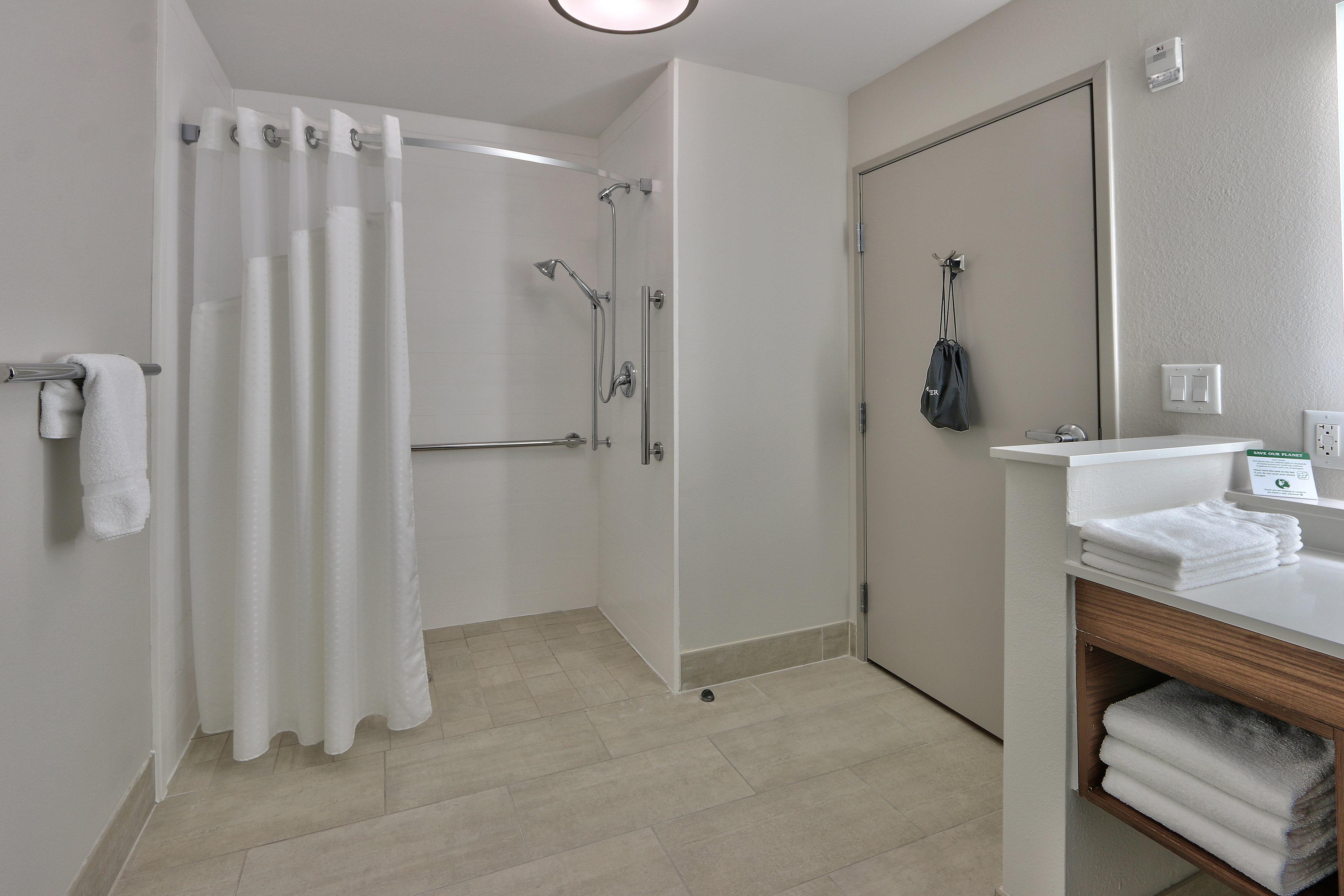 Holiday Inn Express & Suites - Houston East - Beltway 8 By Ihg Cloverleaf Exterior foto